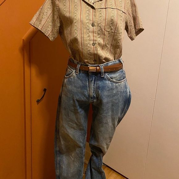 Levi’s • 505c High Rise Tapered Mom Jeans 30 x 32 - Picture 5 of 6